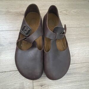Birkenstock brown leather Paris Mary Jane shoes 37